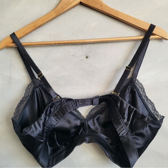 Black Satin Like Bralette Parade Lace Trim Sz XL - Picture 2 of 7